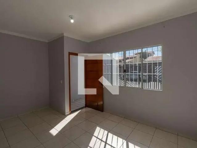 Casa / Sobrado para Locação em Hortolândia/SP Jardim das Colinas 3 Quartos