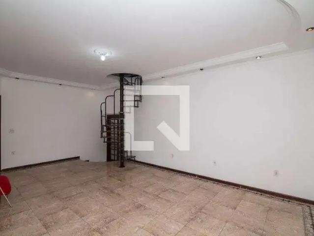 Casa / Sobrado para Locação em Hortolândia/SP Jardim Rosolém 4 Quartos