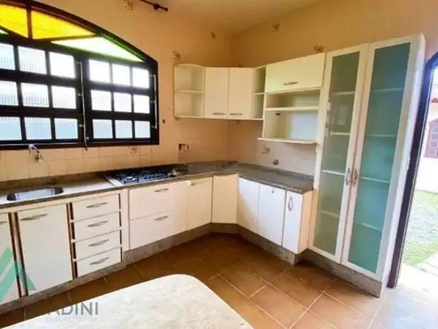 Casa / Sobrado para Locação em Imbituba/SC Village 3 Quartos