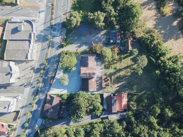 Casa / Sobrado para Locação em Indaial/SC Tapajós 1 Quartos