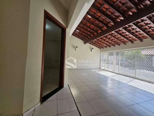 Casa / Sobrado para Locação em Indaiatuba/SP Jardim Colonial 3 Quartos