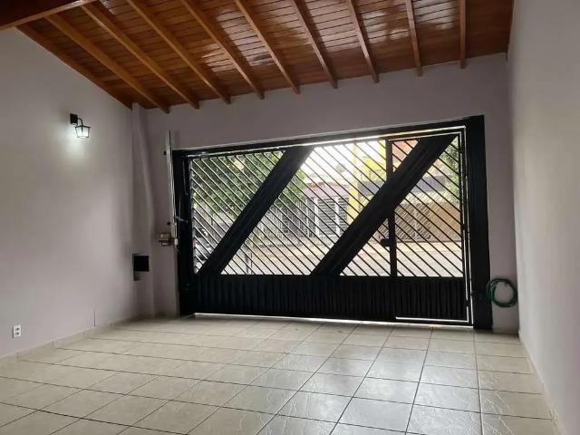 Casa / Sobrado para Locação em Indaiatuba/SP Jardim Pau Preto 3 Quartos