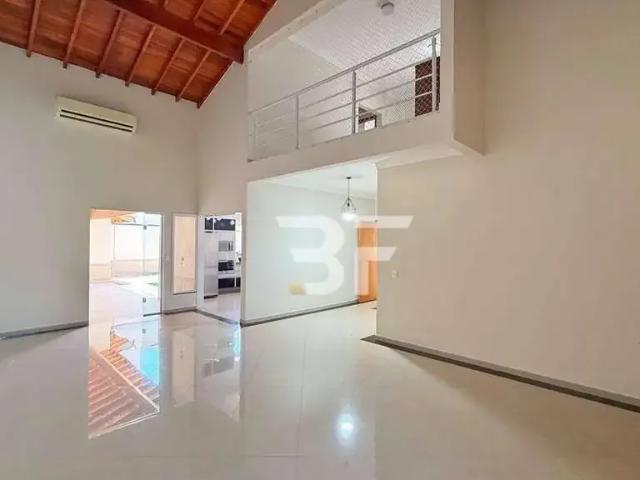 Casa / Sobrado para Locação em Indaiatuba/SP Jardim Portal de Itaici 3 Quartos