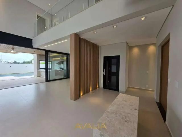 Casa / Sobrado para Locação em Indaiatuba/SP Parque Villa dos Pinheiros 5 Quartos
