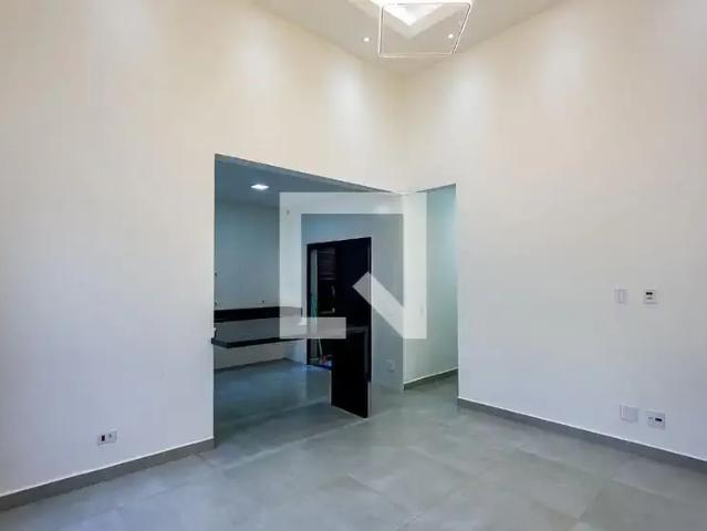 Casa / Sobrado para Locação em Indaiatuba/SP Parque Residencial Sabiás 3 Quartos