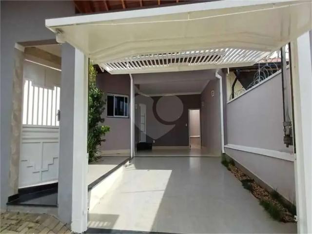 Casa / Sobrado para Locação em Indaiatuba/SP Residencial Monte Verde 3 Quartos