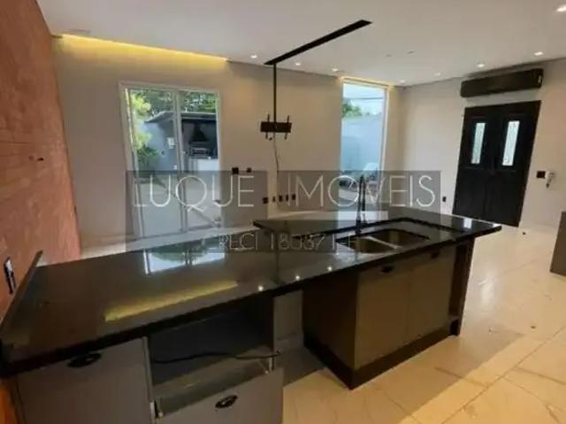 Casa / Sobrado para Locação em Indaiatuba/SP Vila Alpes Suíços 3 Quartos