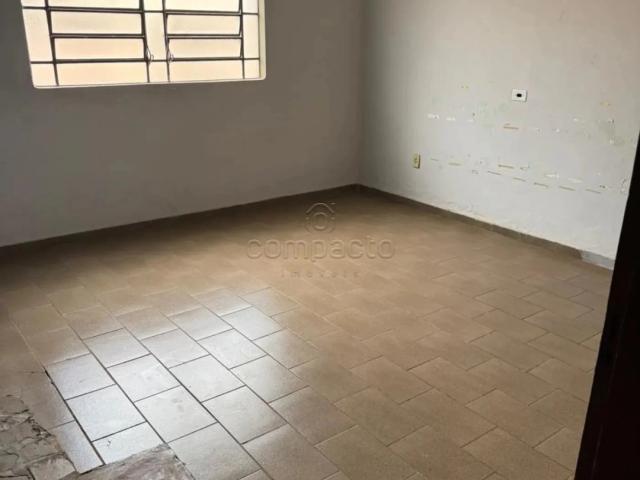 Casa / Sobrado para Locação em Ibirá/SP Centro 2 Quartos