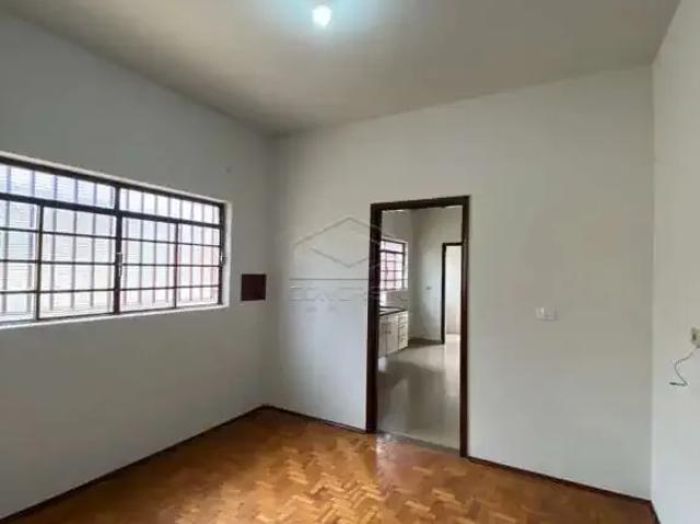 Casa / Sobrado para Locação em Igaraçu do Tietê/SP Jardim Novo Estilo 3 Quartos