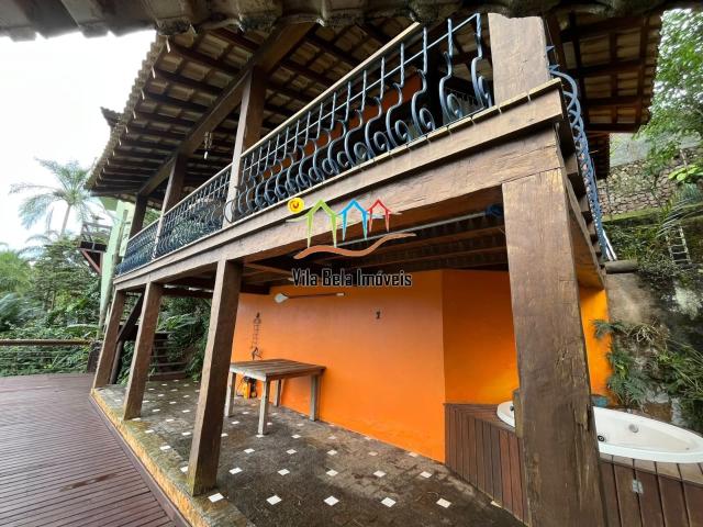 Casa / Sobrado para Locação em Ilhabela/SP Itaguassú 3 Quartos