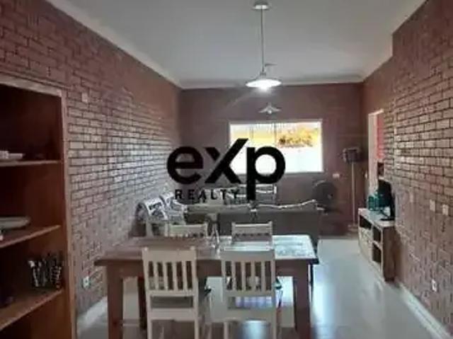 Casa / Sobrado para Locação em Ilhabela/SP Perequê 3 Quartos