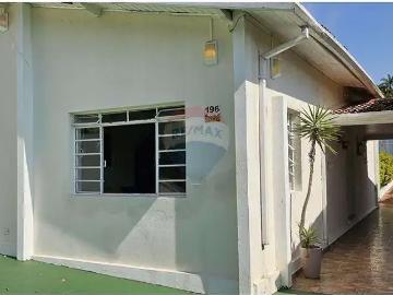 Casa / Sobrado para Locação em Ilhabela/SP Santa Tereza 2 Quartos
