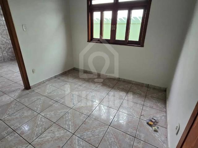 Casa / Sobrado para Locação em Ipiranga/PR Centro 3 Quartos