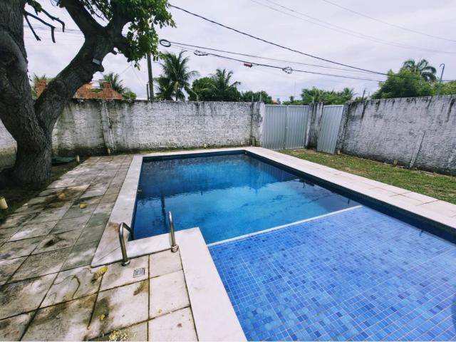 Casa / Sobrado para Locação em Ipojuca/PE Serrambi 6 Quartos