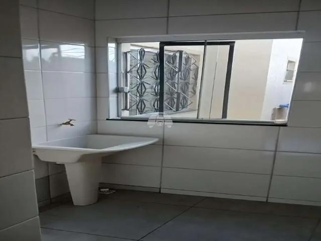 Casa / Sobrado para Locação em Irati/PR NHAPINDAZAL 2 Quartos