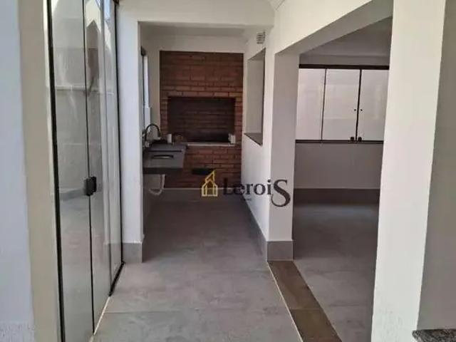 Casa / Sobrado para Locação em Itu/SP Centro 5 Quartos