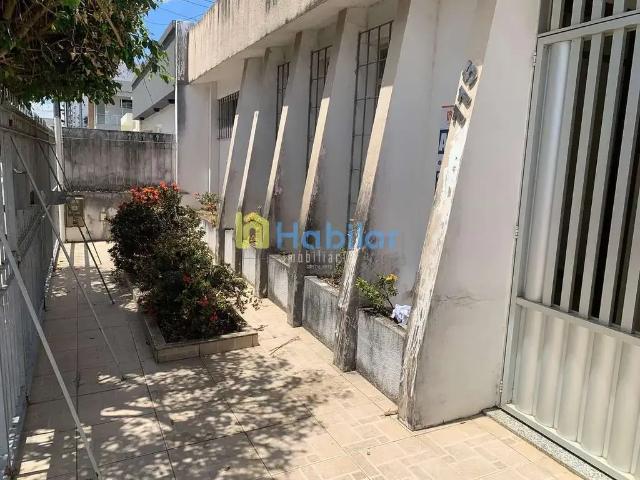 Casa / Sobrado para Locação em Itabaiana/SE Centro 3 Quartos