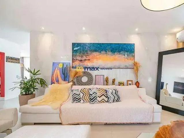 Casa / Sobrado para Locação em Itajaí/SC Cabeçudas 3 Quartos