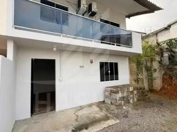 Casa / Sobrado para Locação em Itajaí/SC Baia 2 Quartos