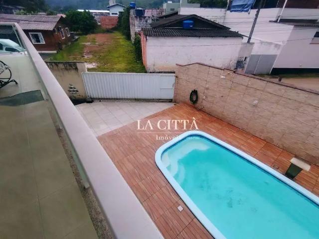 Casa / Sobrado para Locação em Itajaí/SC Baia 2 Quartos