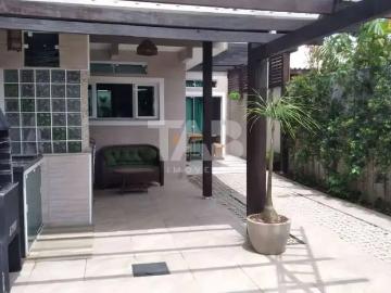 Casa / Sobrado para Locação em Itajaí/SC Balneário Santa Clara 3 Quartos