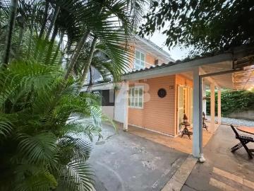 Casa / Sobrado para Locação em Itajaí/SC Balneário Santa Clara 5 Quartos
