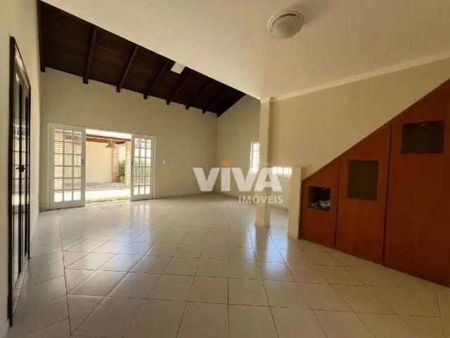 Casa / Sobrado para Locação em Itajaí/SC Dom Bosco 6 Quartos