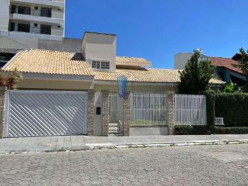 Casa / Sobrado para Locação em Itajaí/SC Dom Bosco 5 Quartos