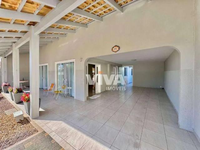 Casa / Sobrado para Locação em Itajaí/SC Fazenda 4 Quartos