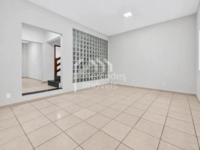 Casa / Sobrado para Locação em Itajaí/SC São Judas 4 Quartos