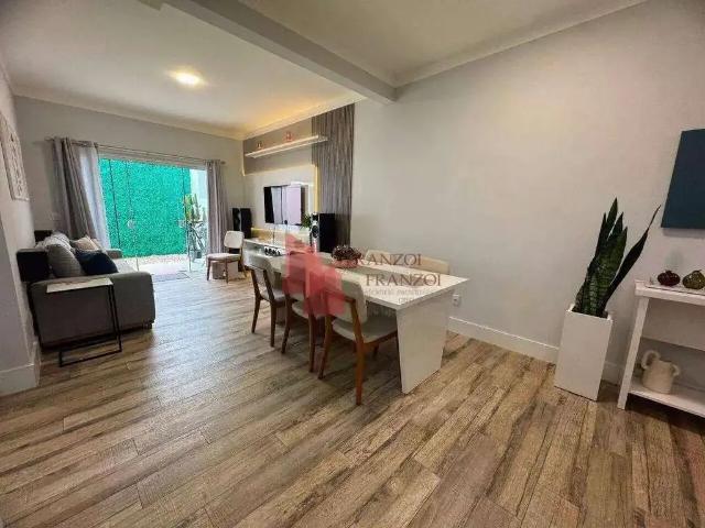 Casa / Sobrado para Locação em Itajaí/SC São João 3 Quartos