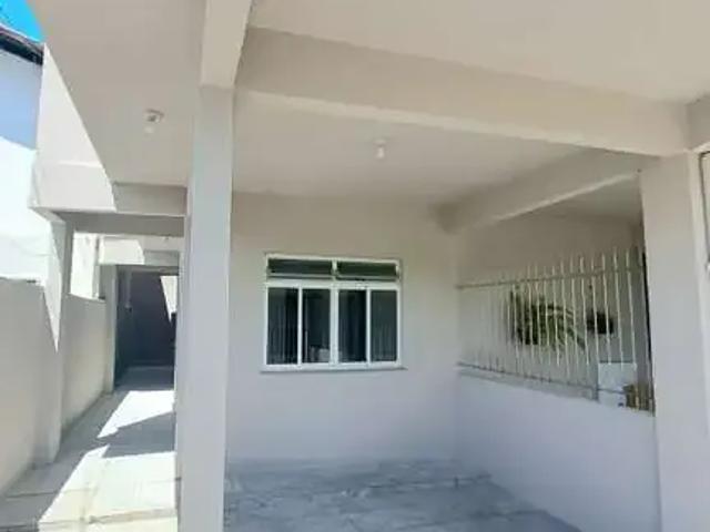Casa / Sobrado para Locação em Itajaí/SC São João 2 Quartos
