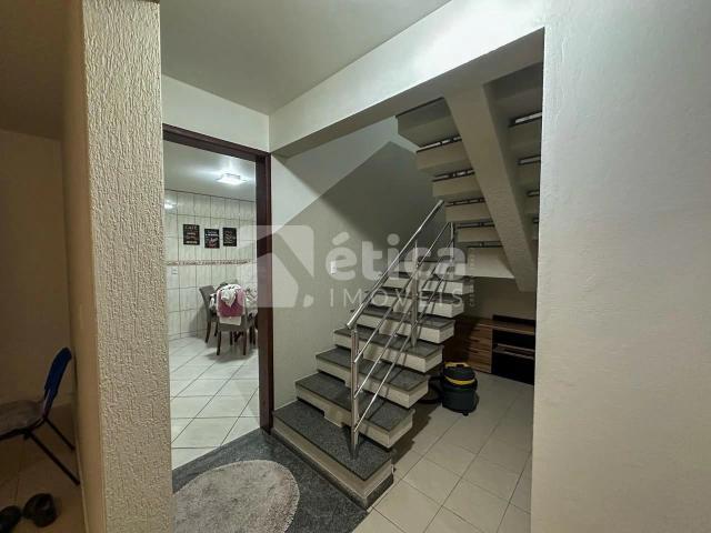 Casa / Sobrado para Locação em Itajaí/SC São João 5 Quartos