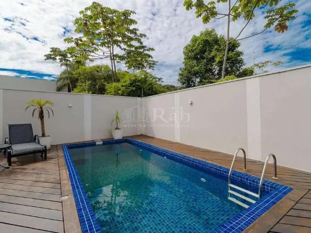 Casa / Sobrado para Locação em Itajaí/SC Praia Brava 3 Quartos