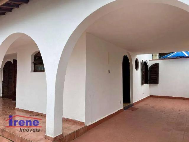 Casa / Sobrado para Locação em Itanhaém/SP Centro 1 Quartos