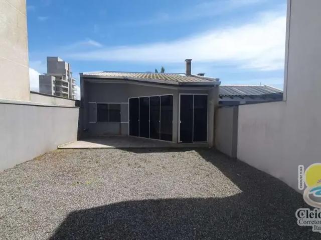 Casa / Sobrado para Locação em Itapoá/SC Volta ao mundo 1 Quartos