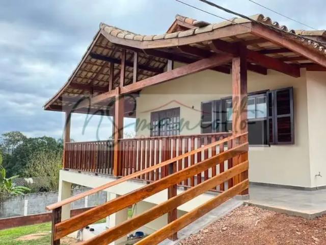 Casa / Sobrado para Locação em Itapecerica da Serra/SP da Lagoa 3 Quartos