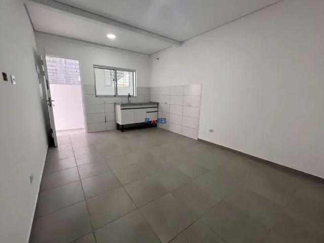 Casa / Sobrado para Locação em Itapecerica da Serra/SP Parque Paraíso 2 Quartos