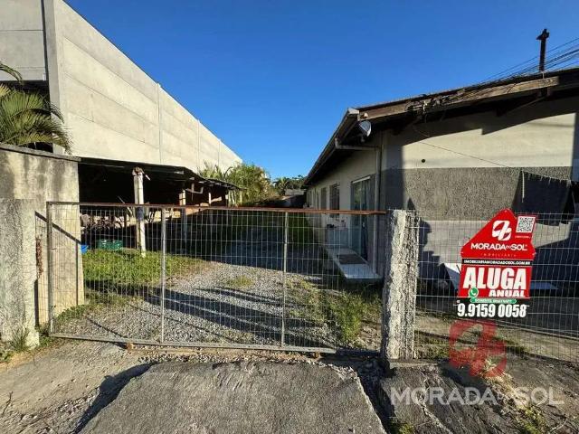 Casa / Sobrado para Locação em Itapema/SC Alto São Bento 1 Quartos