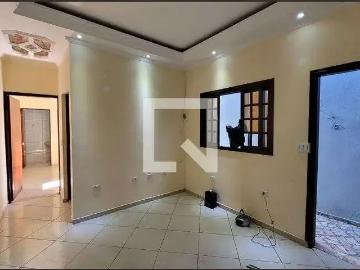 Casa / Sobrado para Locação em Itaquaquecetuba/SP Jardim Odete 2 Quartos