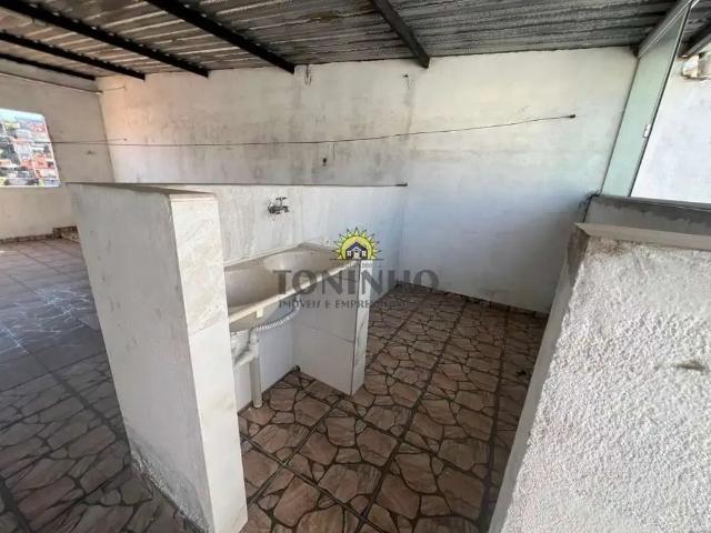Casa / Sobrado para Locação em Itaquaquecetuba/SP Jardim Adriana 2 Quartos
