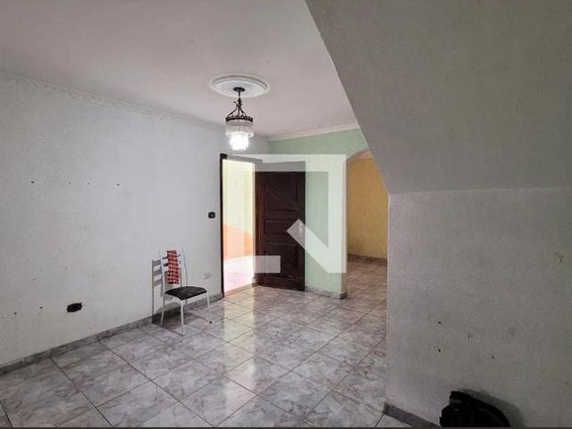 Casa / Sobrado para Locação em Itaquaquecetuba/SP Jardim Europa 5 Quartos