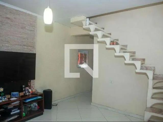 Casa / Sobrado para Locação em Itaquaquecetuba/SP Vila Virgínia 2 Quartos