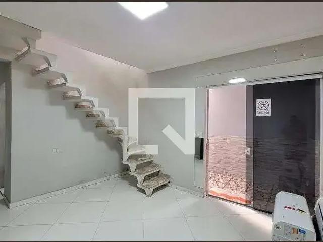 Casa / Sobrado para Locação em Itaquaquecetuba/SP Vila Virgínia 3 Quartos