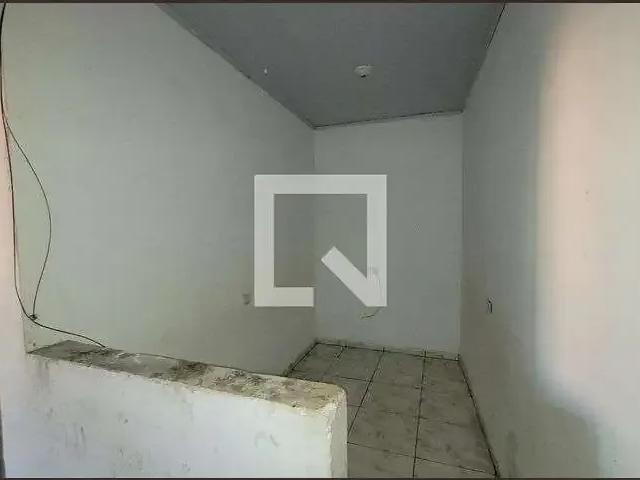 Casa / Sobrado para Locação em Itaquaquecetuba/SP Vila Arizona 1 Quartos