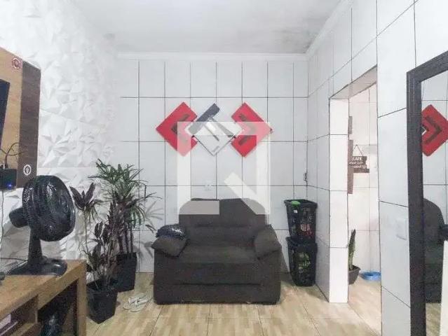 Casa / Sobrado para Locação em Itaquaquecetuba/SP Vila Arizona 1 Quartos