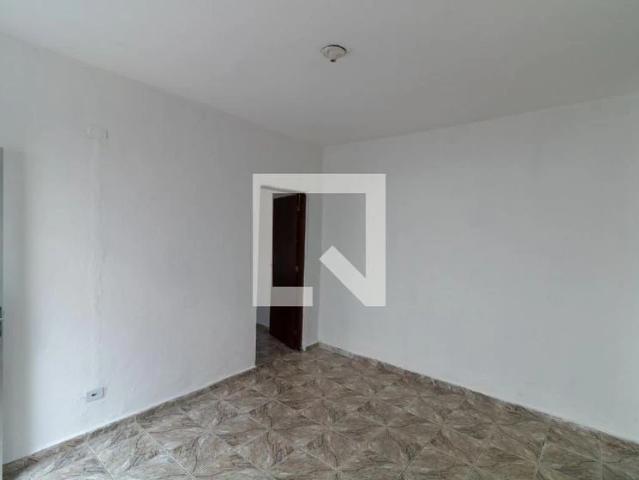 Casa / Sobrado para Locação em Itaquaquecetuba/SP Vila Monte Belo 2 Quartos