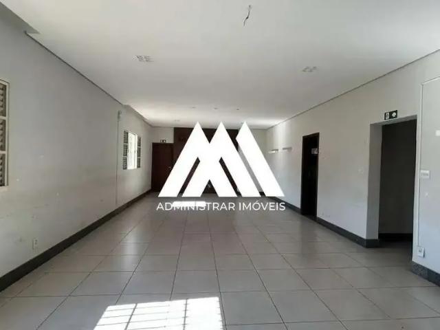 Casa / Sobrado para Locação em Itatiaiuçu/MG Centro