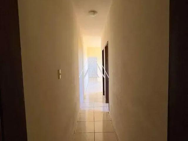 Casa / Sobrado para Locação em Itatiaiuçu/MG Pio XII 2 Quartos