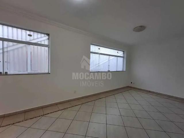 Casa / Sobrado para Locação em Itatiba/SP Centro 4 Quartos